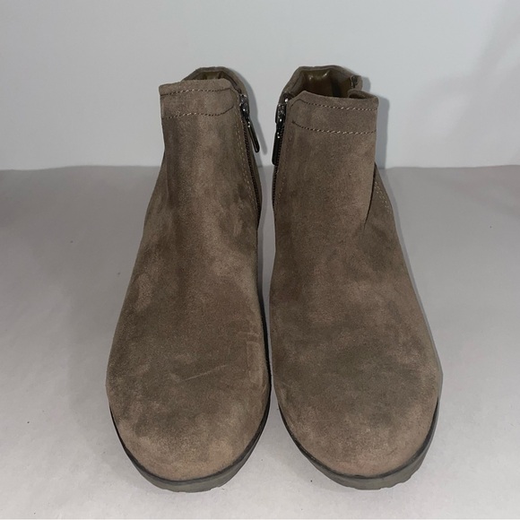 Blondo Valli Waterproof Suede Dark Taupe Zip Up Ankle Booties Women's Size 9 - Picture 4 of 12